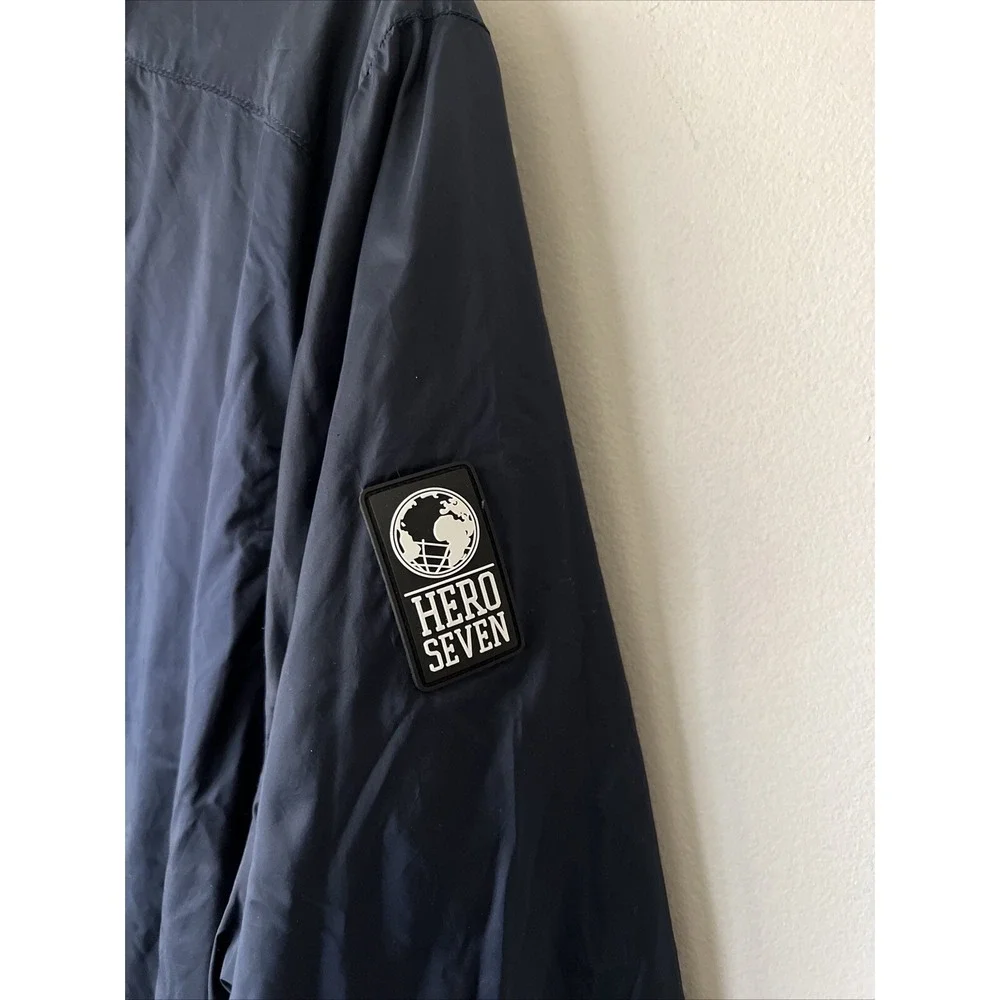 HERO SEVEN 7 FRANCE Lightweight Full Zip Jacket With Hood Windbreaker Size M
